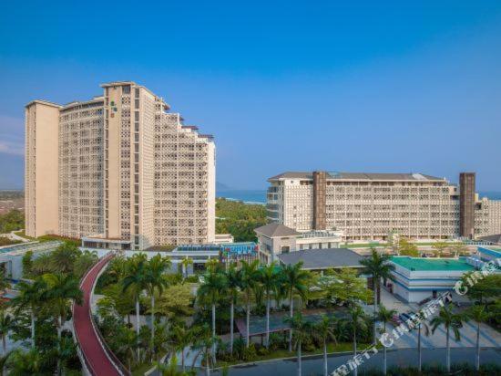 Aloha Oceanfront Suite Resort Lingshui  Esterno foto
