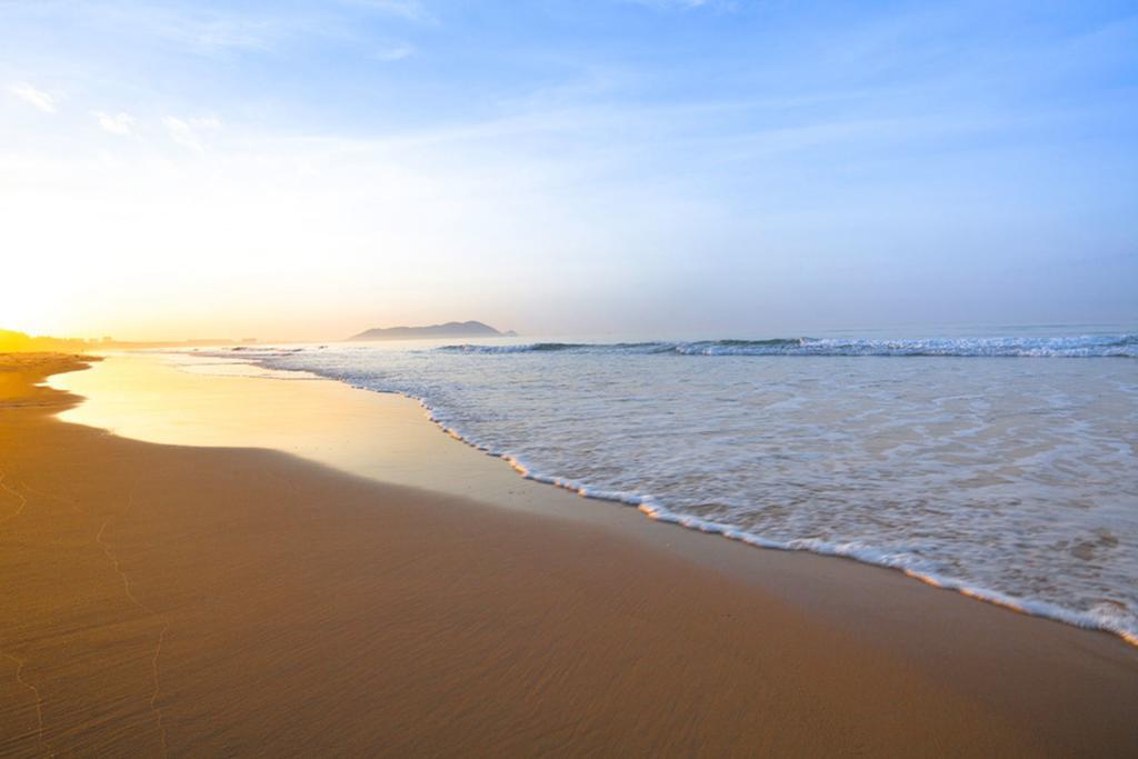 Aloha Oceanfront Suite Resort Lingshui  Esterno foto